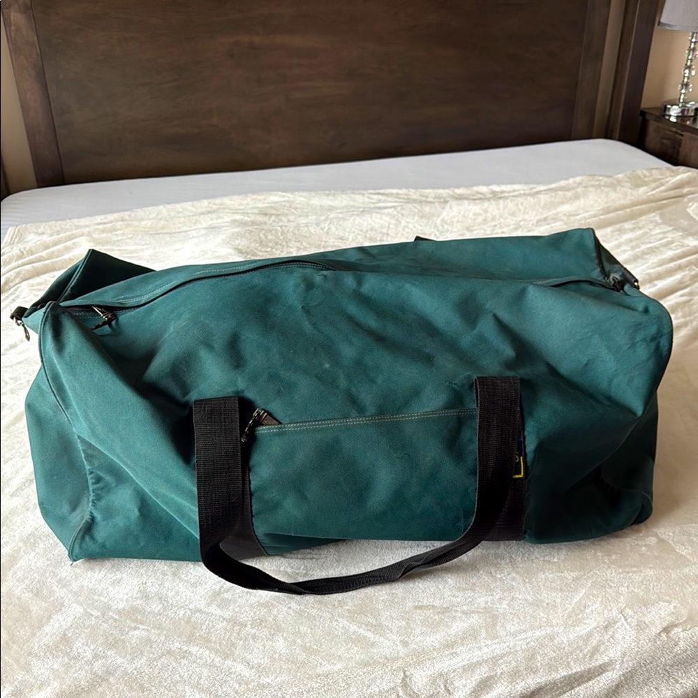 Compass green duffel luggage bag large
